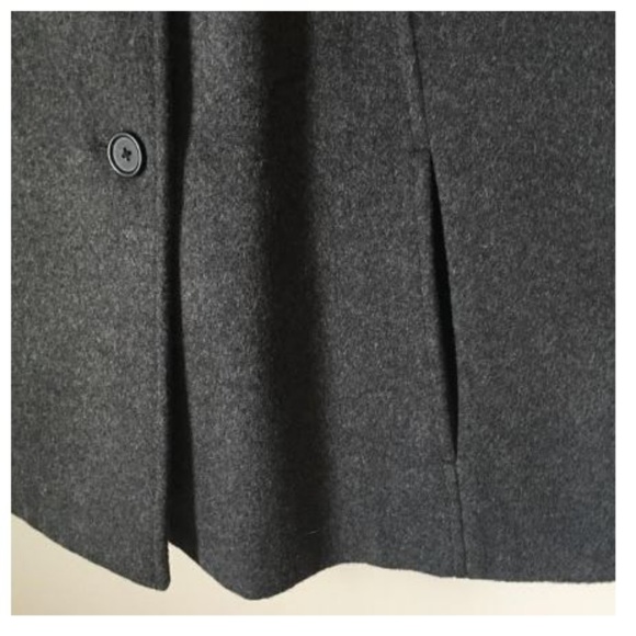 Banana Republic Wool Cape - Picture 5 of 5